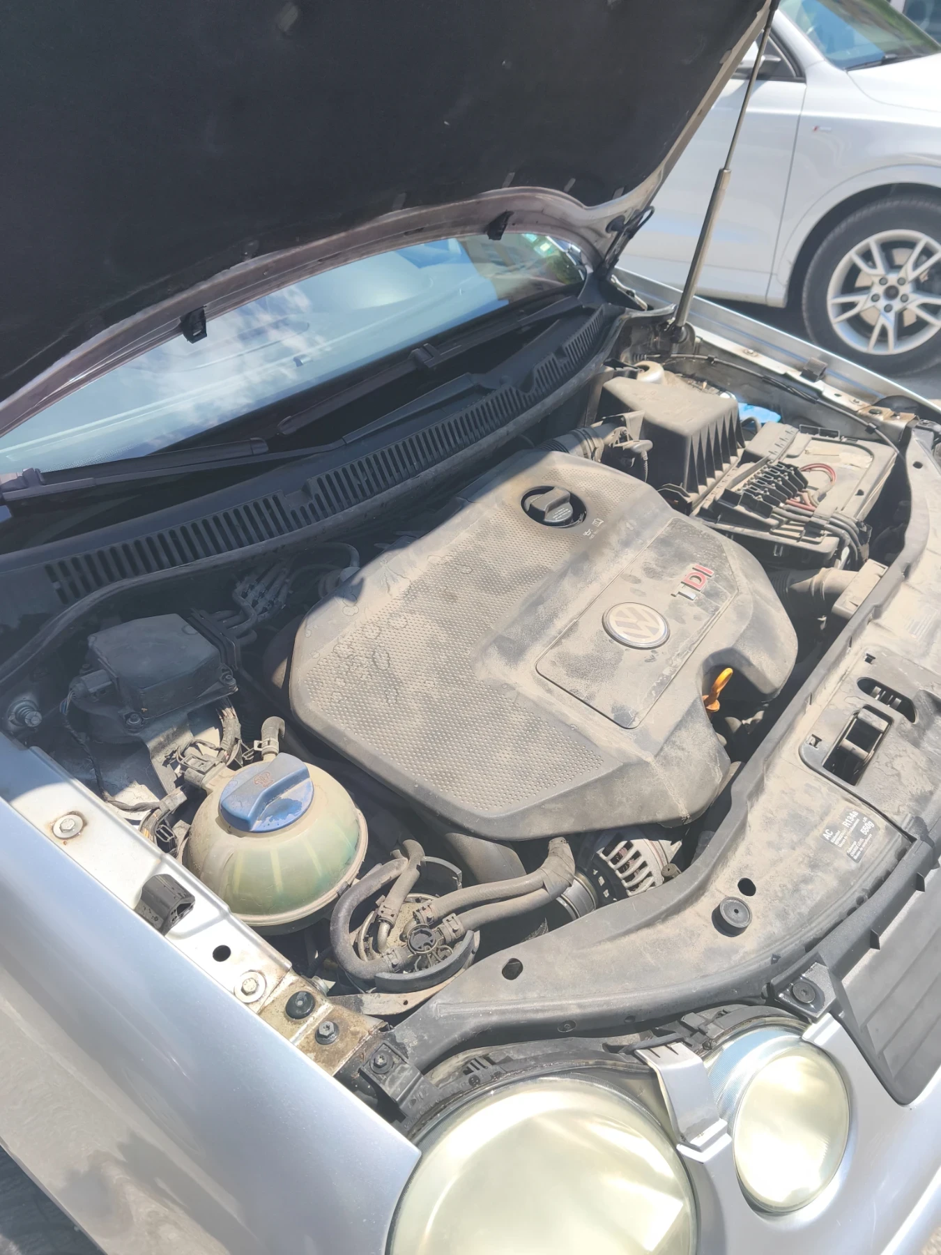 VW Polo, снимка 6 - Автомобили и джипове - 54365676