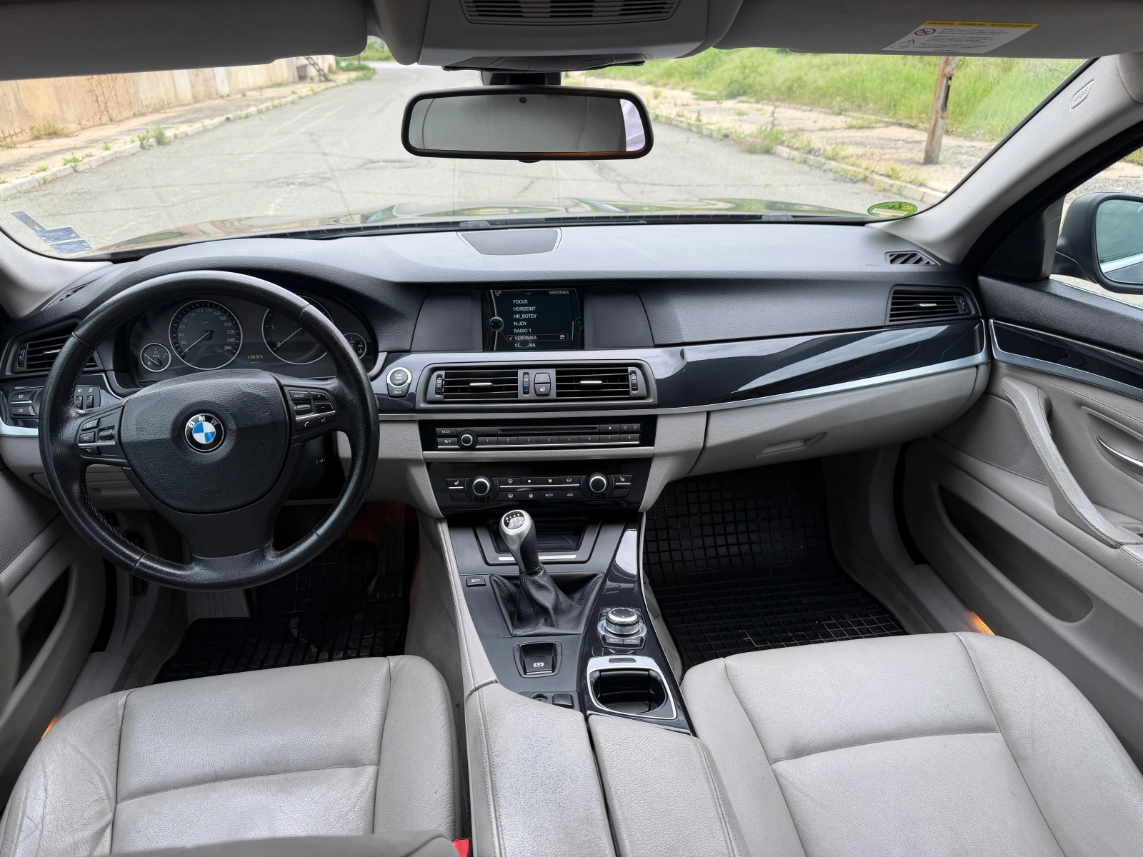 BMW 520 Много добро състояние, снимка 9 - Автомобили и джипове - 54458437