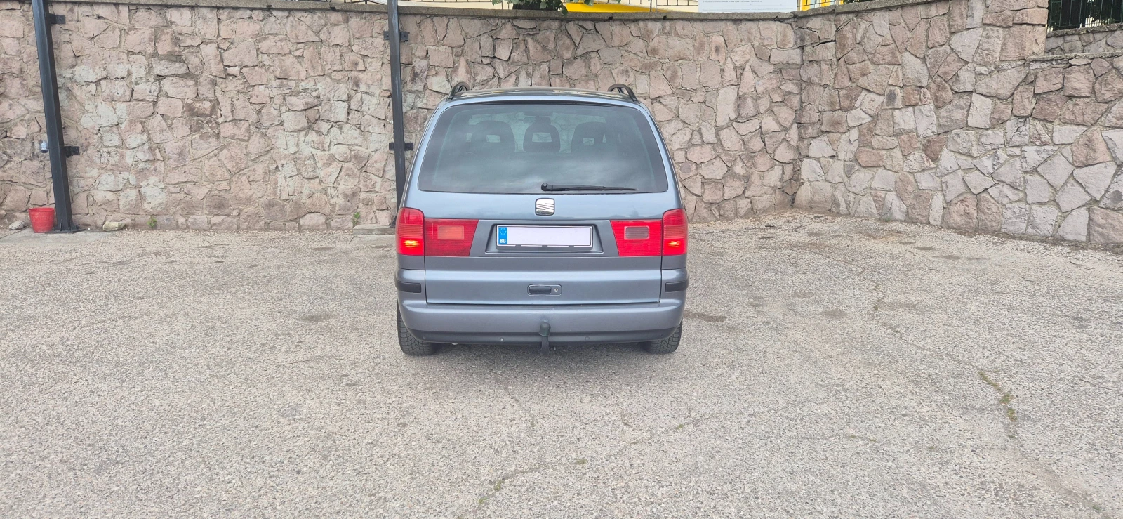 Seat Alhambra 1.9-TDI-116к.с.* 4х4* 6ск* 7мес* 09г, снимка 17 - Автомобили и джипове - 54714715