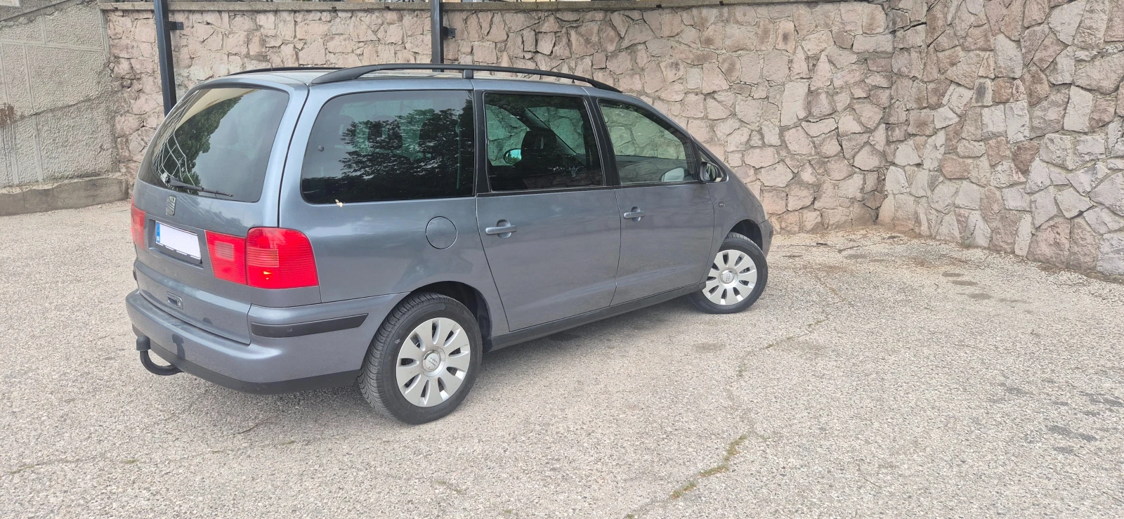 Seat Alhambra 1.9-TDI-116к.с.* 4х4* 6ск* 7мес* 09г, снимка 16 - Автомобили и джипове - 54714715