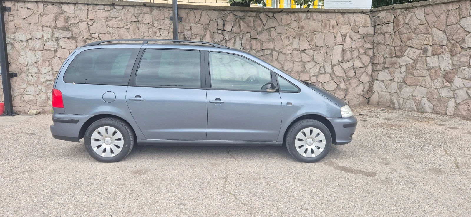 Seat Alhambra 1.9-TDI-116к.с.* 4х4* 6ск* 7мес* 09г, снимка 14 - Автомобили и джипове - 54714715
