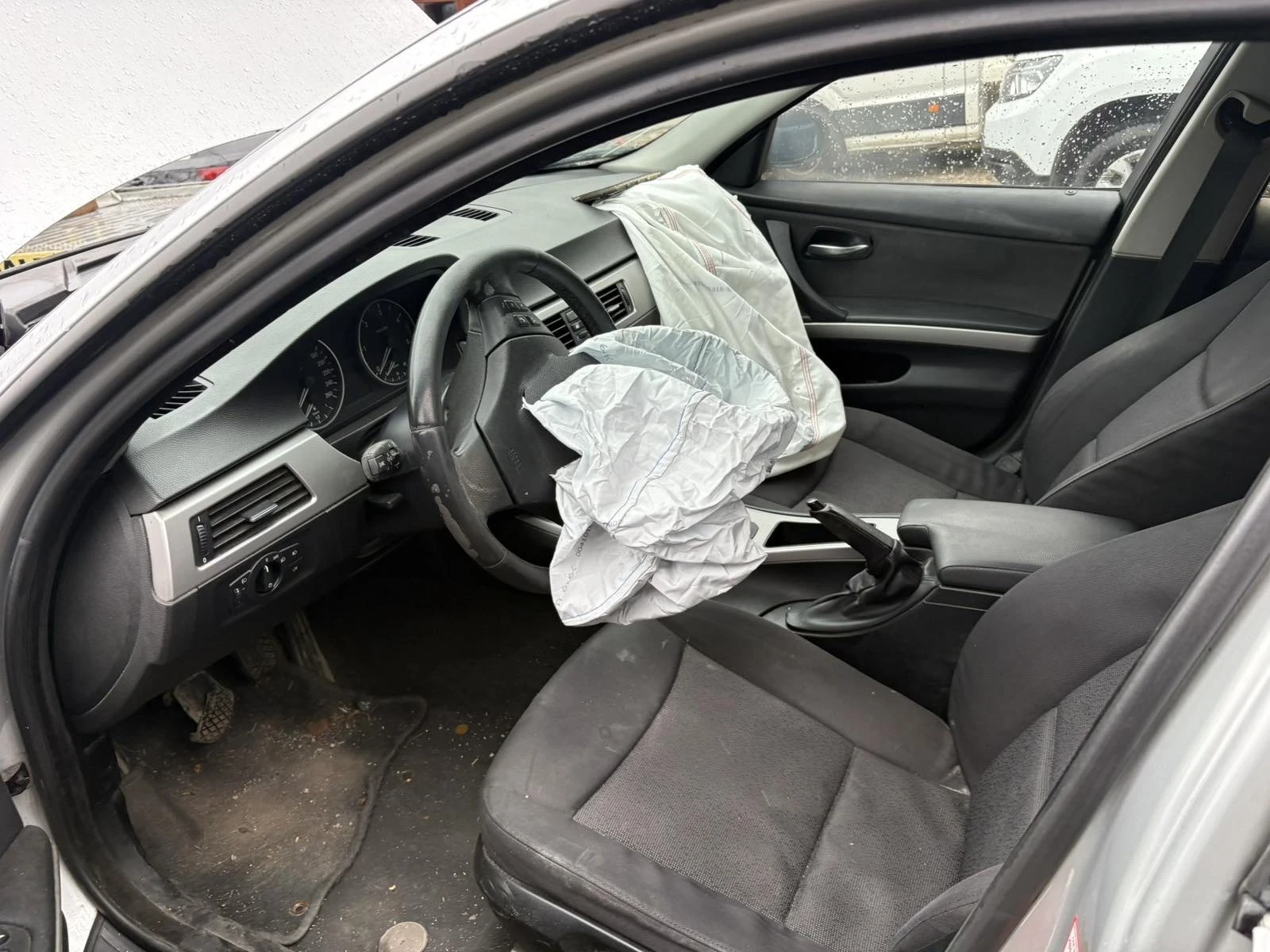 BMW 320 E91 320i, снимка 10 - Автомобили и джипове - 54782318