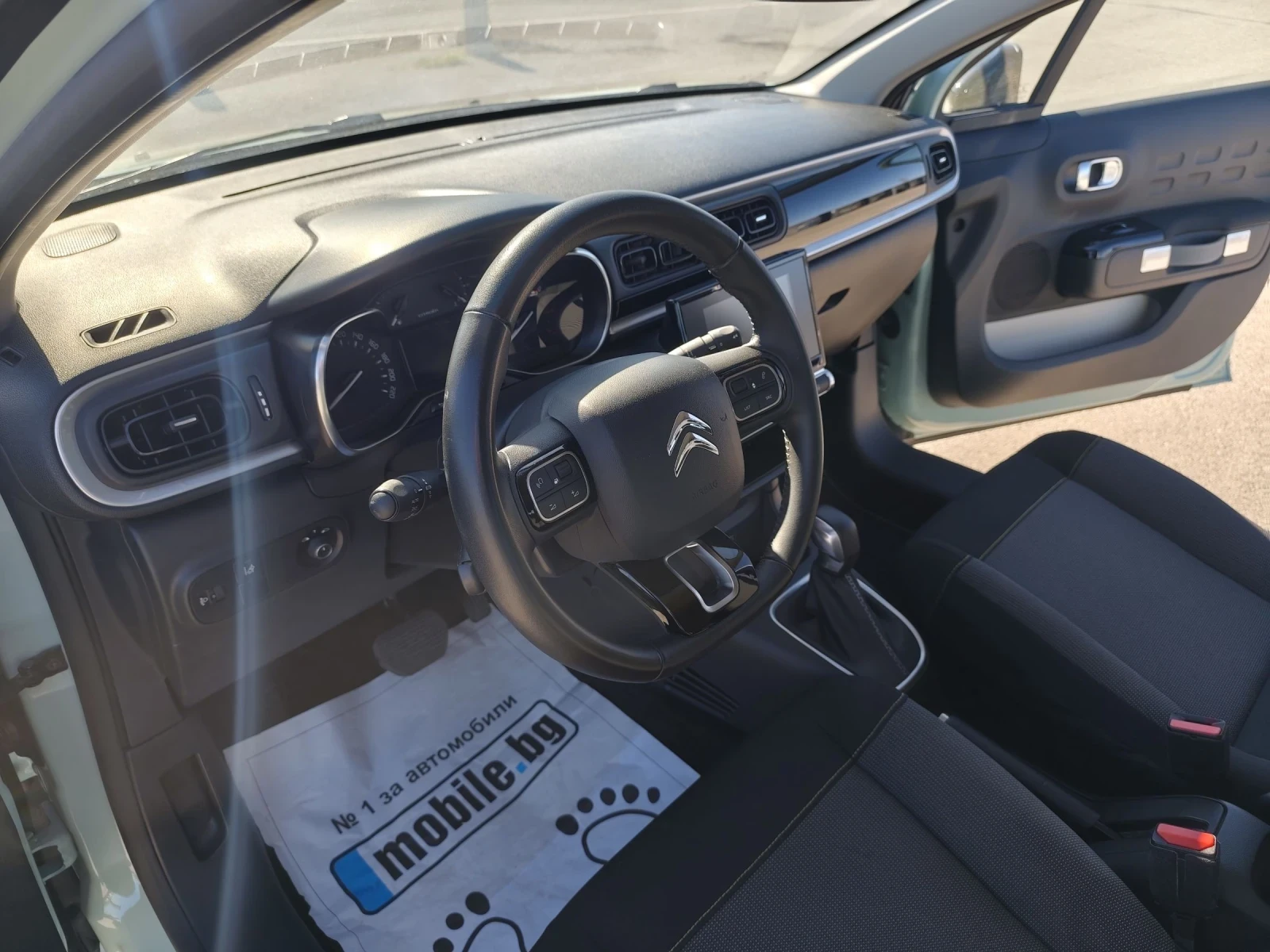 Citroen C3 1.2 Automatic 21000км, снимка 8 - Автомобили и джипове - 55197144