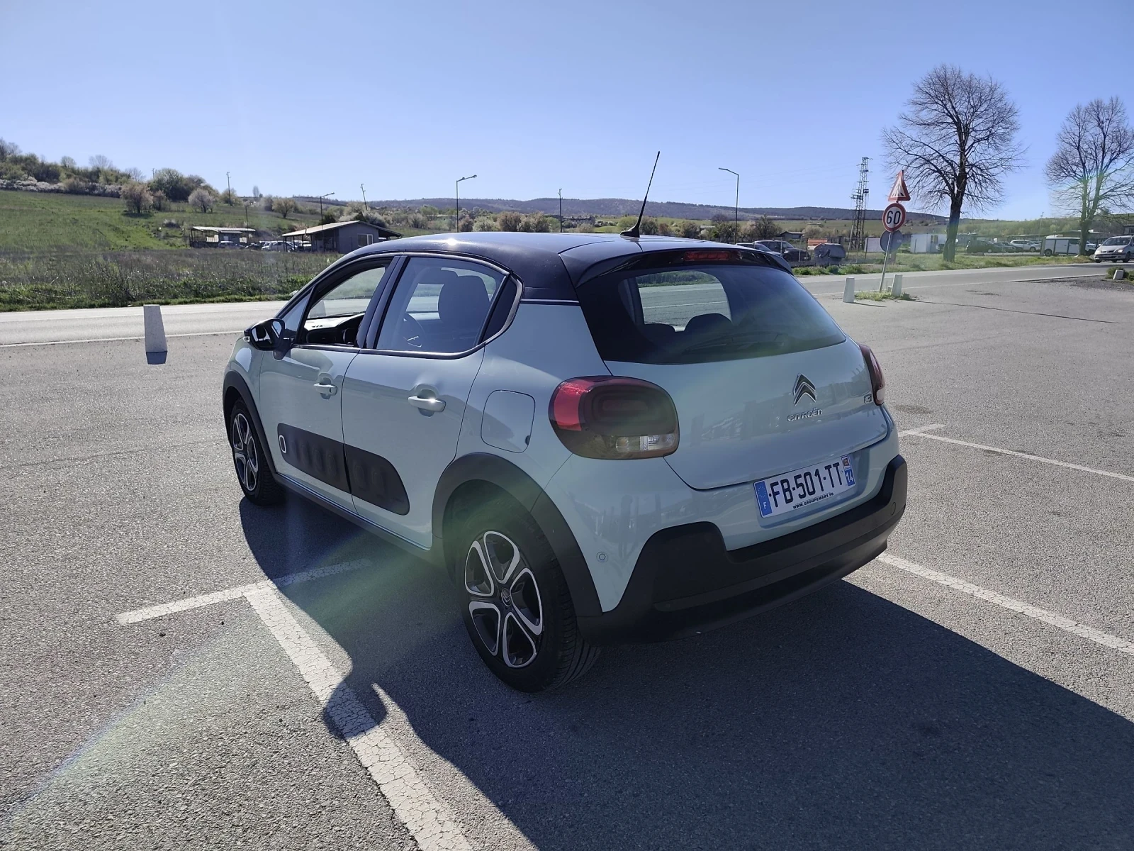 Citroen C3 1.2 Automatic 21000км, снимка 3 - Автомобили и джипове - 55197144