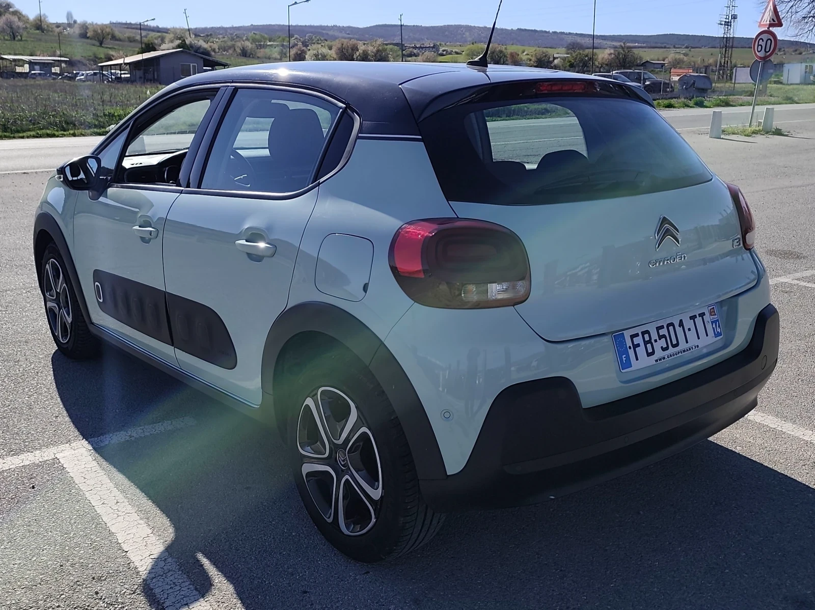 Citroen C3 1.2 Automatic 21000км, снимка 3 - Автомобили и джипове - 55197144