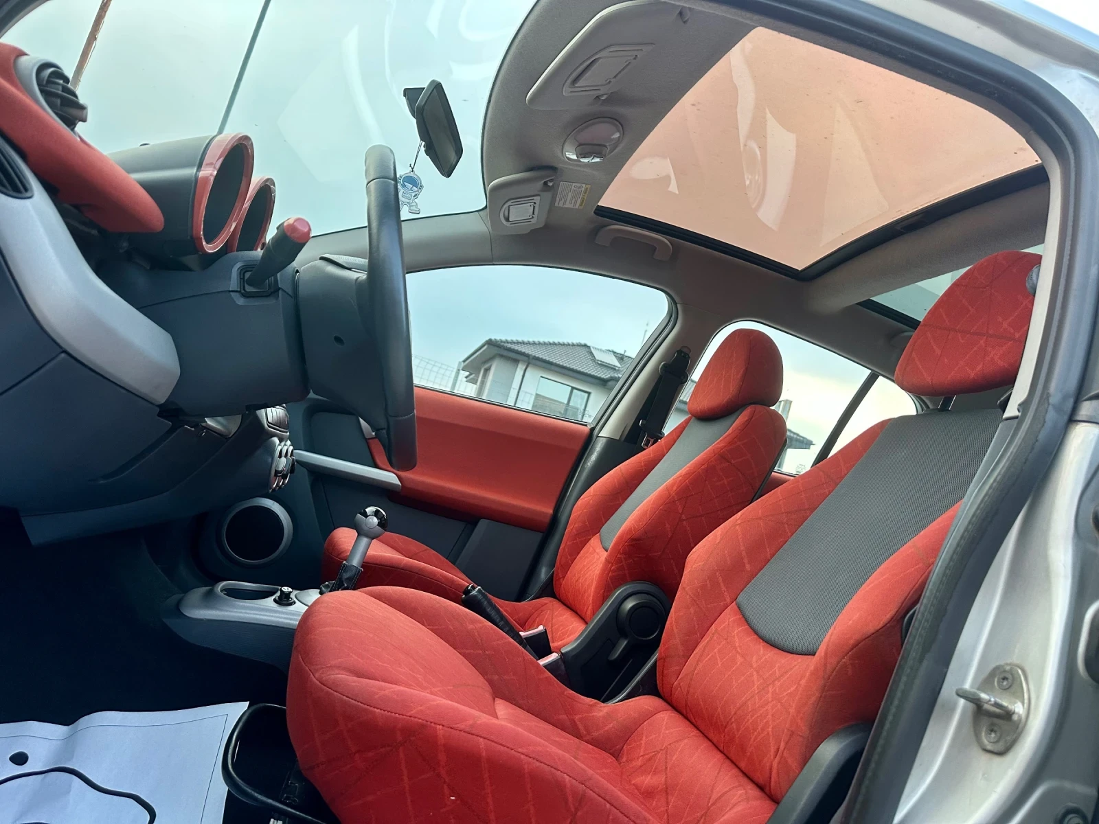 Smart Forfour 1.5cdi Klima! Автомат! Перфектно!, снимка 9 - Автомобили и джипове - 55365244