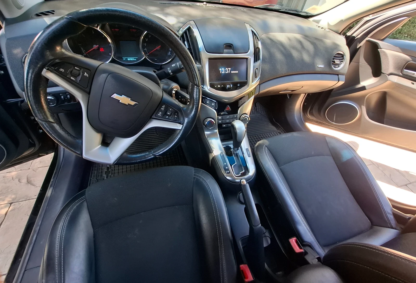 Chevrolet Cruze Facelift, 2.0TD, 163к.с., Автоматик, 2014г. , снимка 8 - Автомобили и джипове - 55509731
