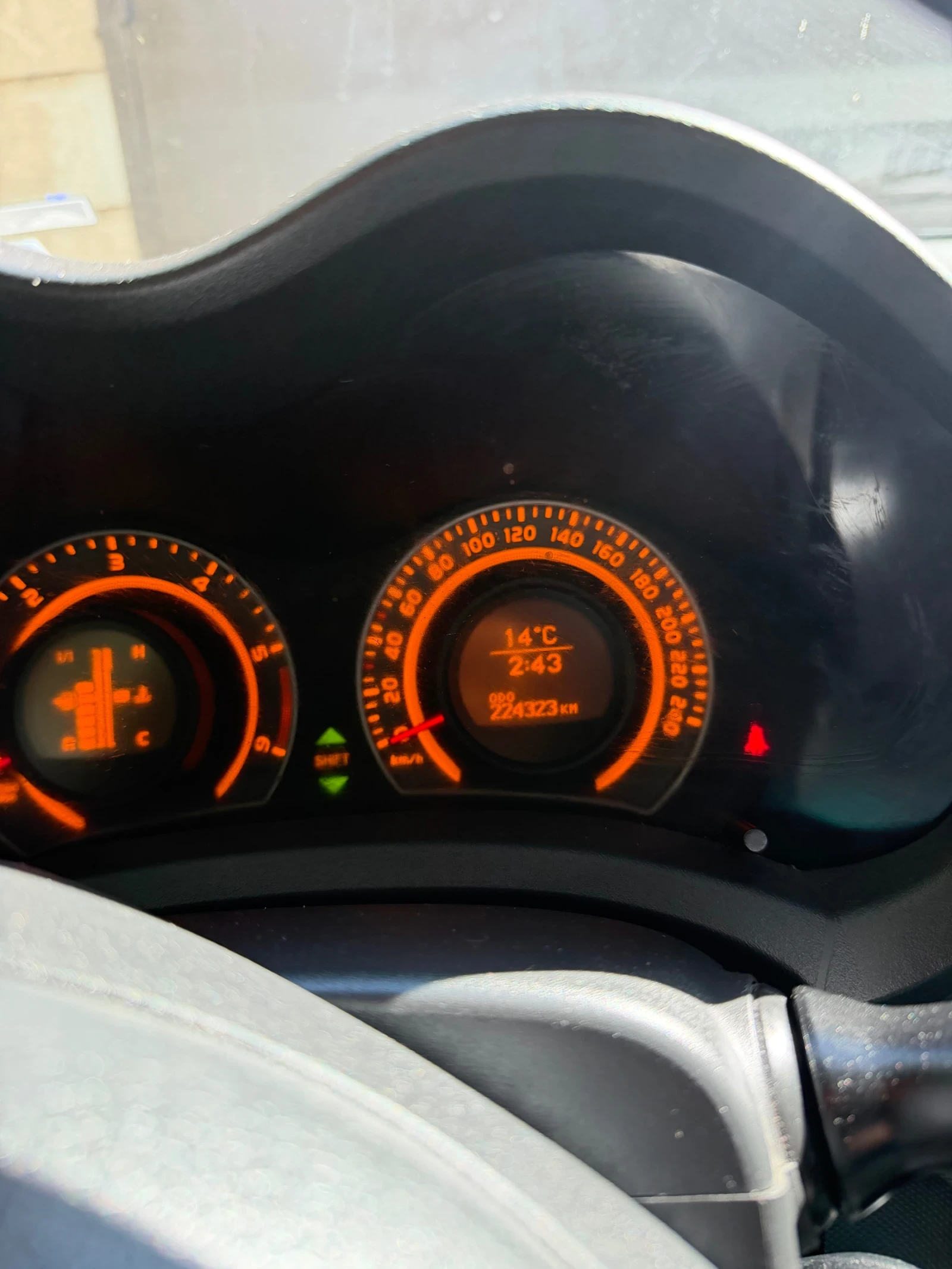 Toyota Auris, снимка 2 - Автомобили и джипове - 55810949