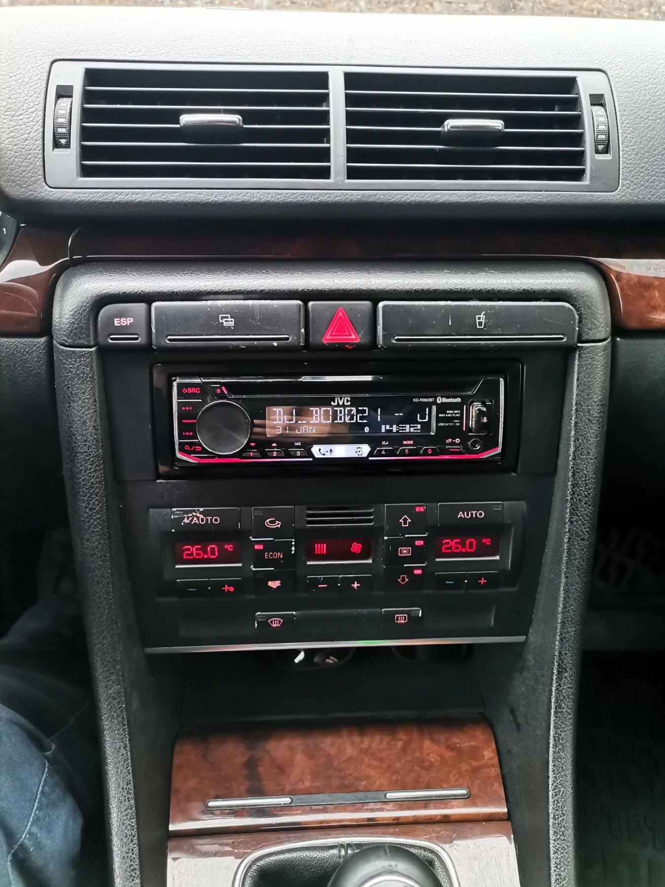 Audi A4, снимка 11 - Автомобили и джипове - 55948377