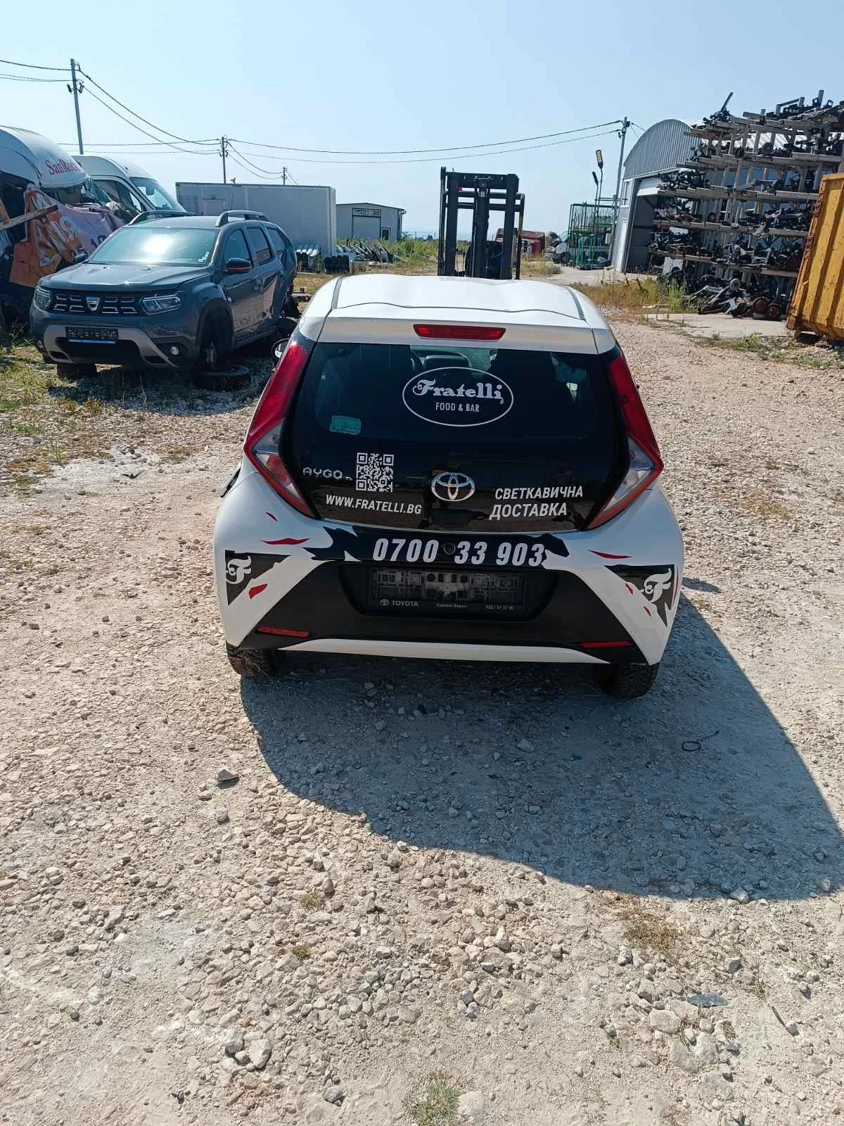Toyota Aygo 1.0i   1KR, снимка 2 - Автомобили и джипове - 56091796
