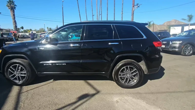 Jeep Grand cherokee, снимка 2 - Автомобили и джипове - 48726330