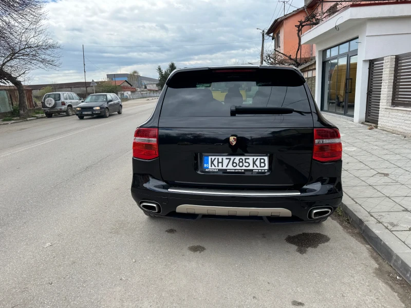Porsche Cayenne, снимка 6 - Автомобили и джипове - 52383756