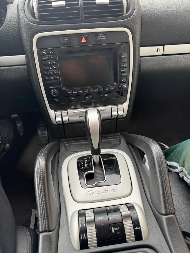 Porsche Cayenne, снимка 9 - Автомобили и джипове - 52383756