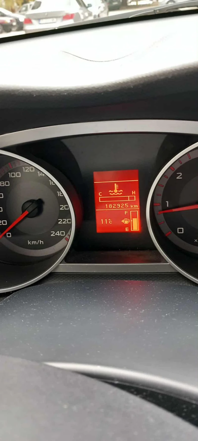 Peugeot 4007, снимка 9 - Автомобили и джипове - 52334628