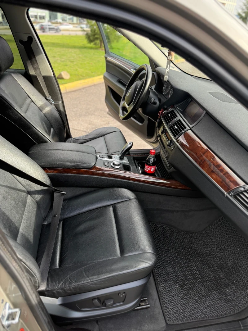 BMW X5 E70 \\\ 3.5SD \\\ 286Ks \\\ PANORAMA \\\ 4X4, снимка 9 - Автомобили и джипове - 52496572