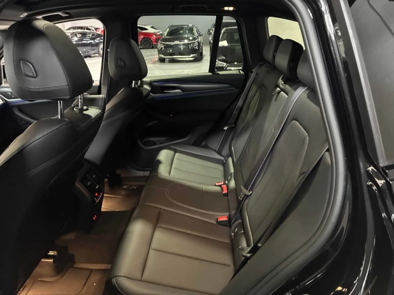 BMW X3 * xDrive30i * CARFAX * БЕЗ ПЪРВОНАЧАЛНА ВНОСКА, снимка 12 - Автомобили и джипове - 53143215