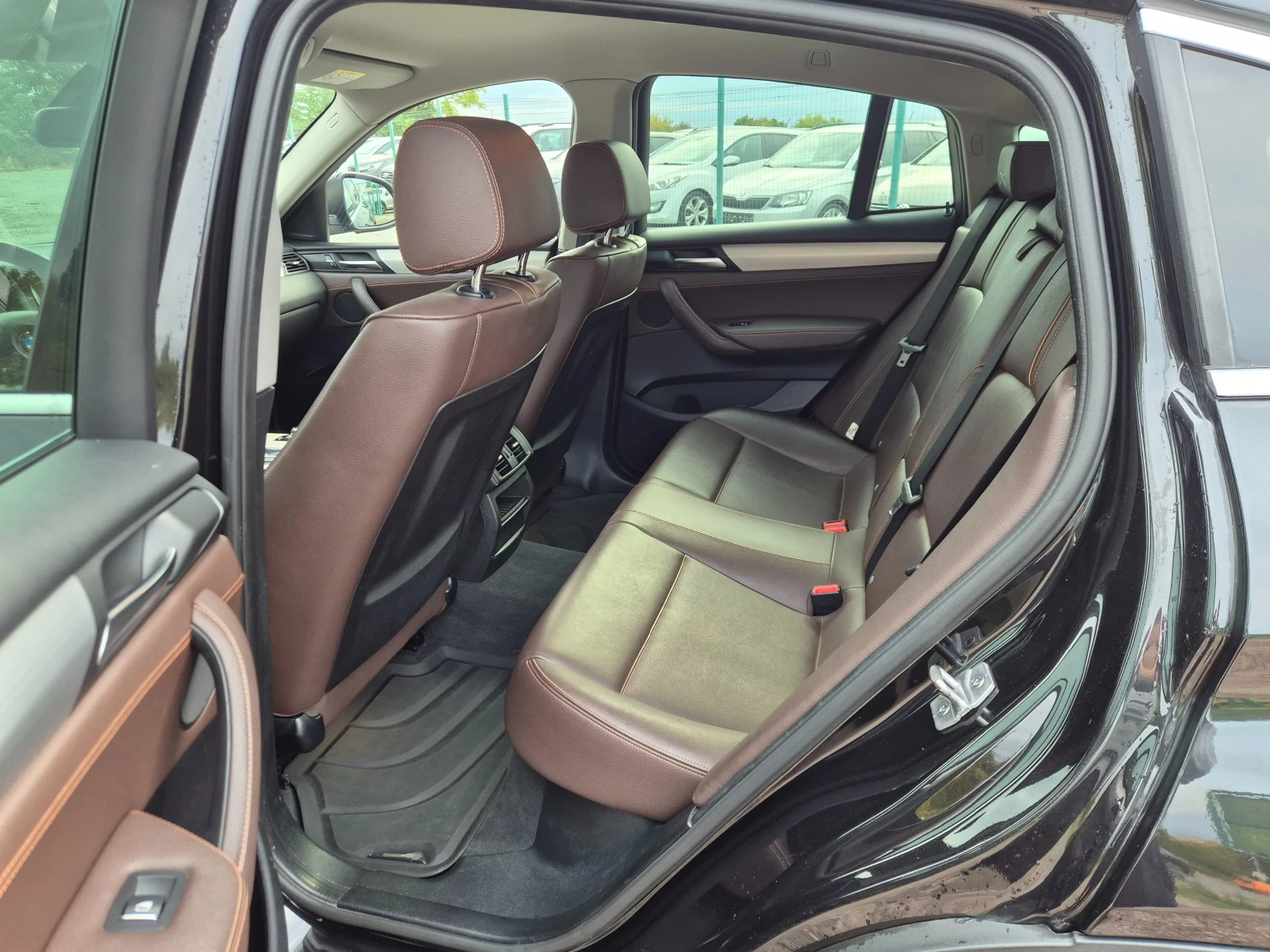 BMW X4 2.0d XDrive, снимка 13 - Автомобили и джипове - 47747364