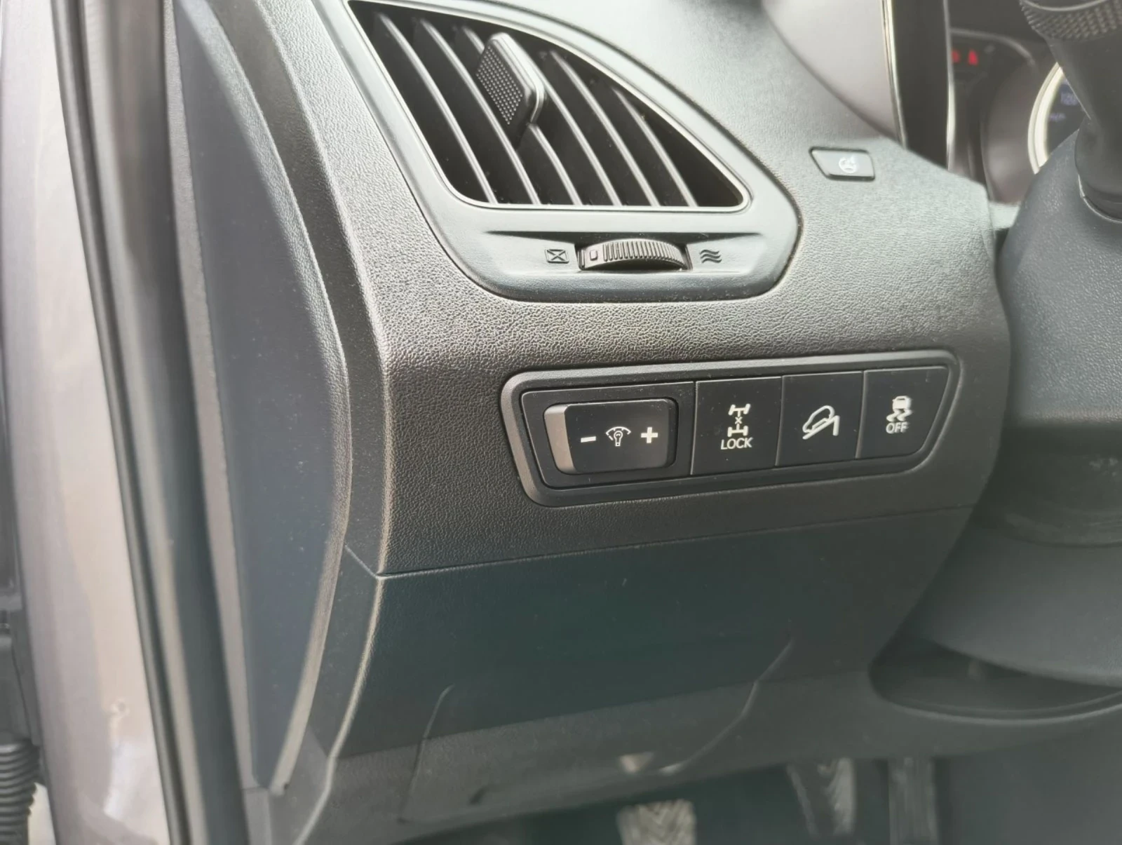 Hyundai IX35 4Х4-6 скорости - изображение 5
