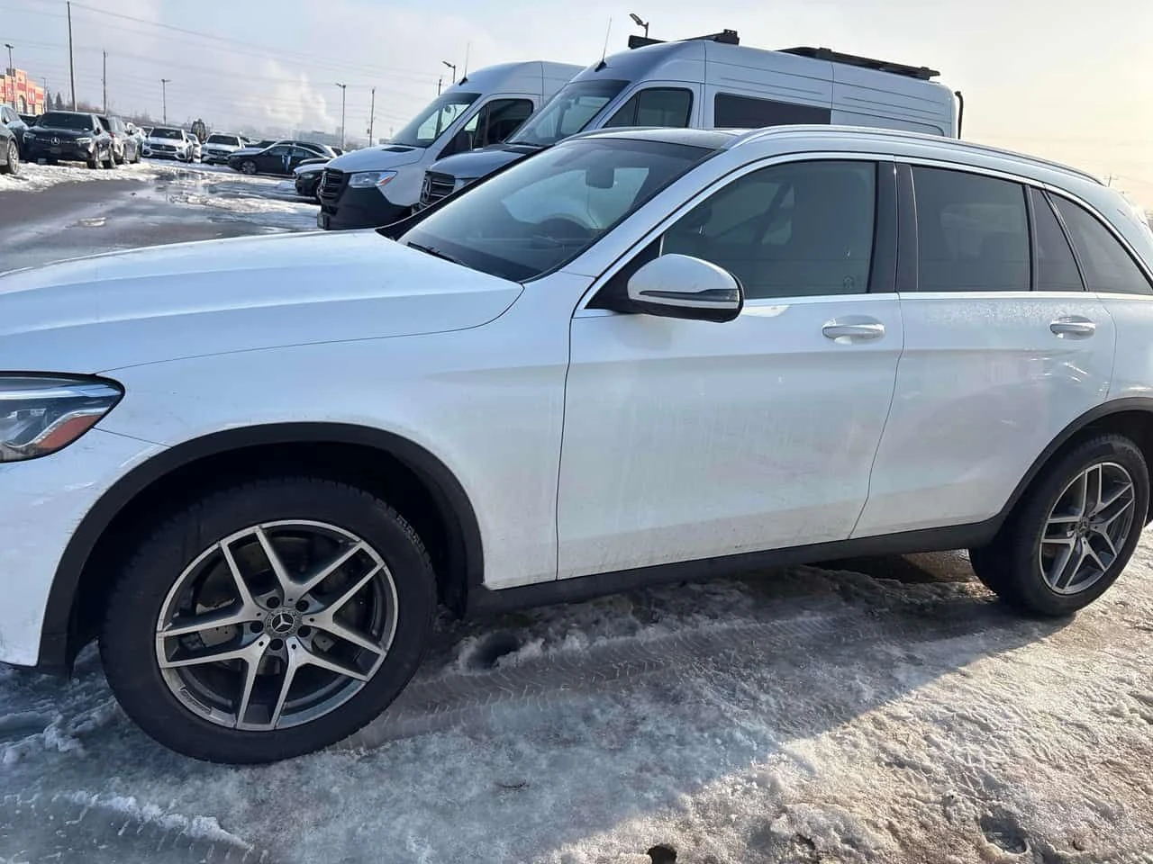 Mercedes-Benz GLC * 300 * BURMESTER* 2 �����* PANO* �������*  | Mobile.bg � ����������� 2