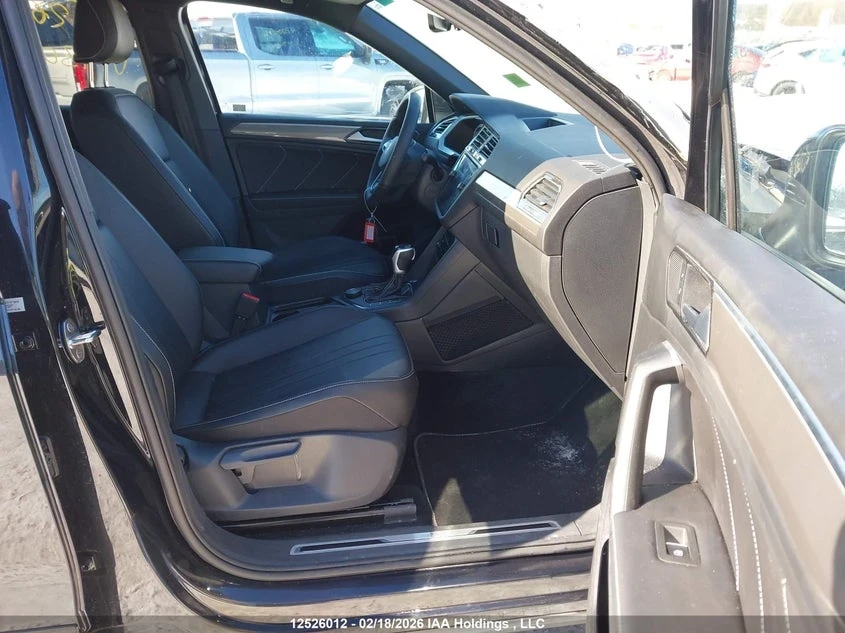 VW Tiguan SE R-LINE BLACK, снимка 5 - Автомобили и джипове - 53956053