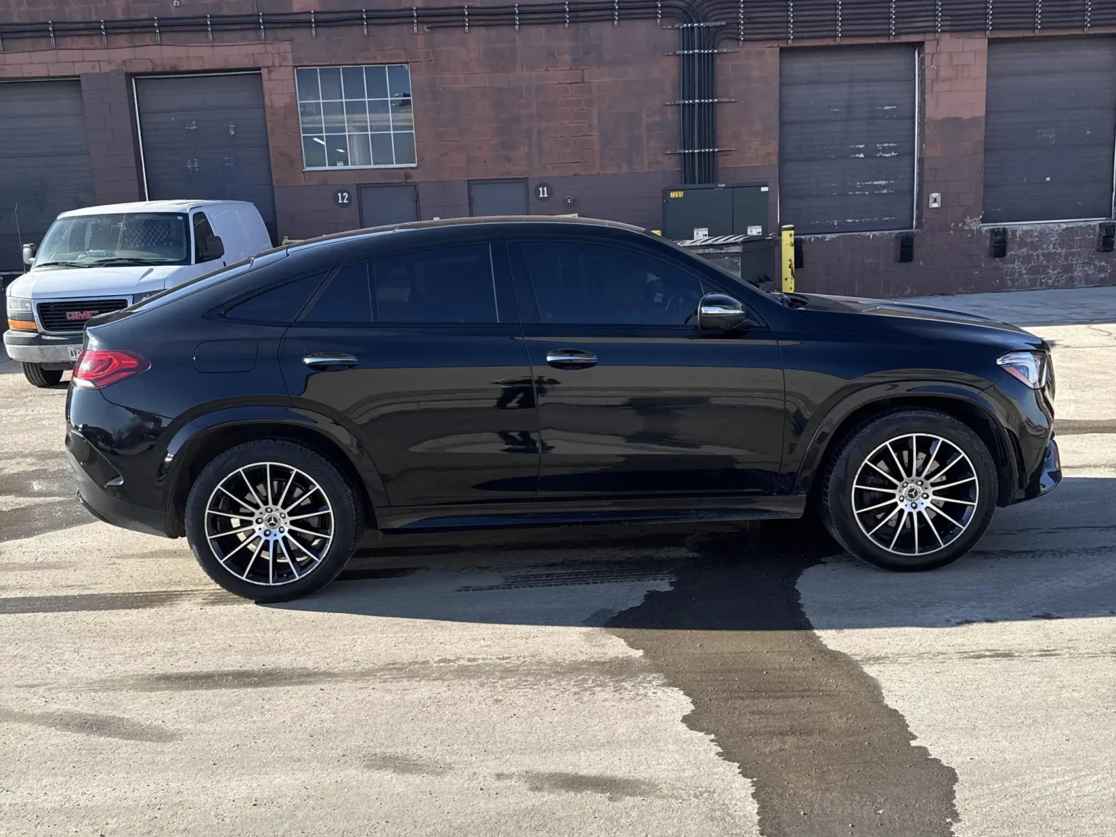 Mercedes-Benz GLE 450 Coupe * * CARFAX * * АВТО КРЕДИТ * * , снимка 4 - Автомобили и джипове - 54138898