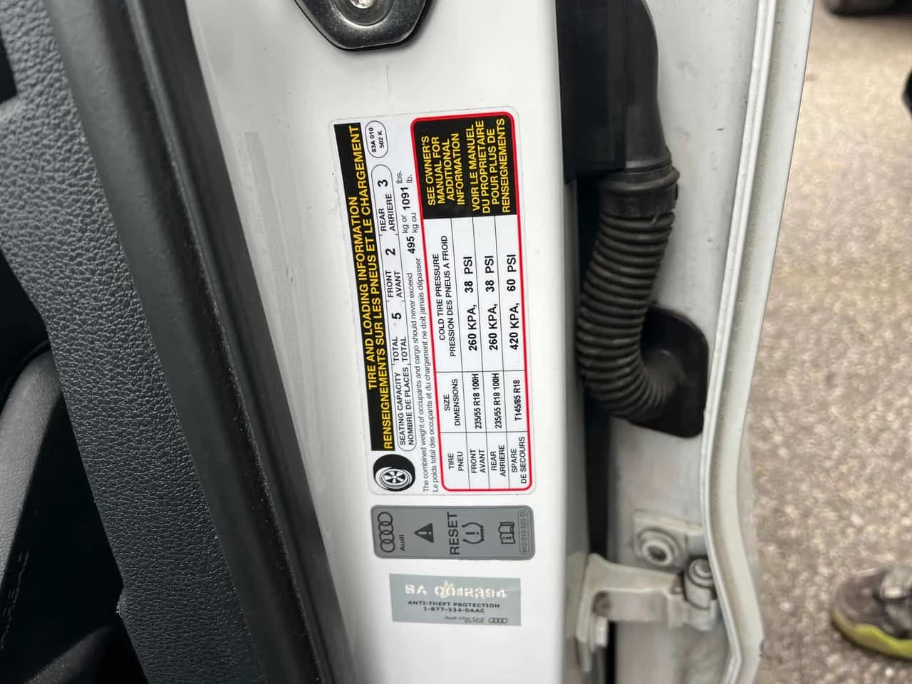 Audi Q3 * Komfort * ПОДГРЕВИ* ДВА КЛЮЧА* KEYLESS* , снимка 10 - Автомобили и джипове - 54482856