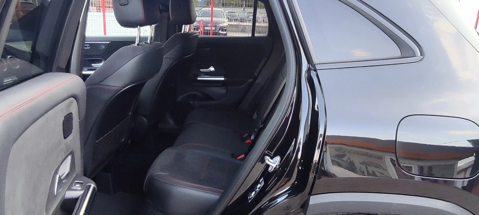 Mercedes-Benz GLA 250 4 matic AMG pack, снимка 13 - Автомобили и джипове - 54702255