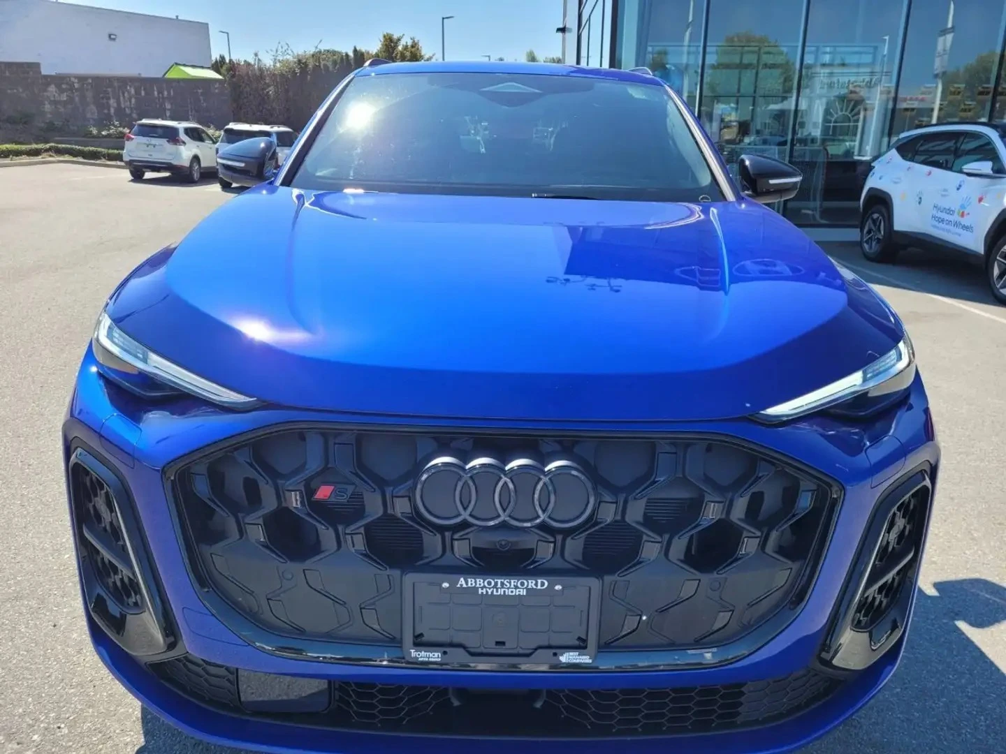 Audi SQ5 TECHNIK ЦЕНА ДО БЪЛГАРИЯ АВТОКРЕДИТ, снимка 2 - Автомобили и джипове - 55861318