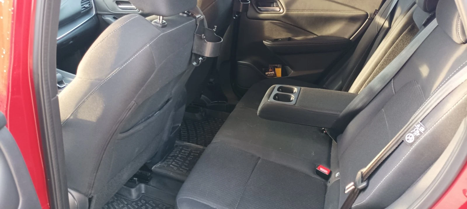 Nissan Qashqai Elegance edition, снимка 5 - Автомобили и джипове - 56662232