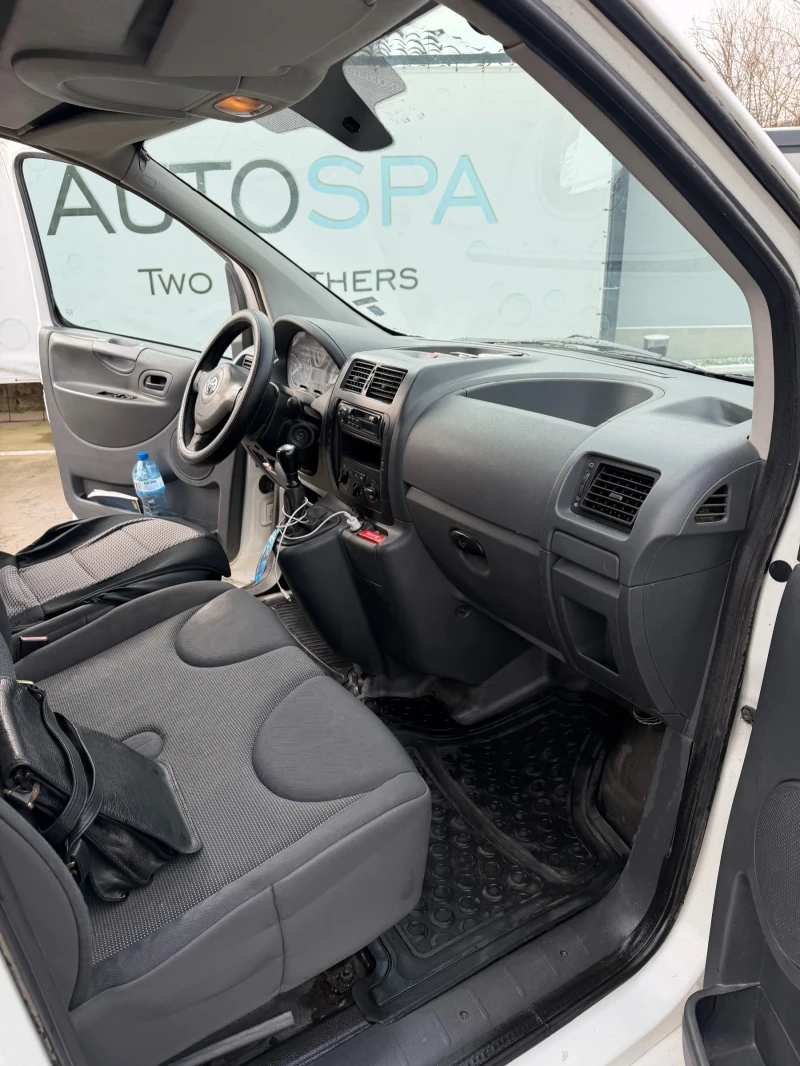 Toyota Proace 1.6 HDI , снимка 8 - Бусове и автобуси - 53130016