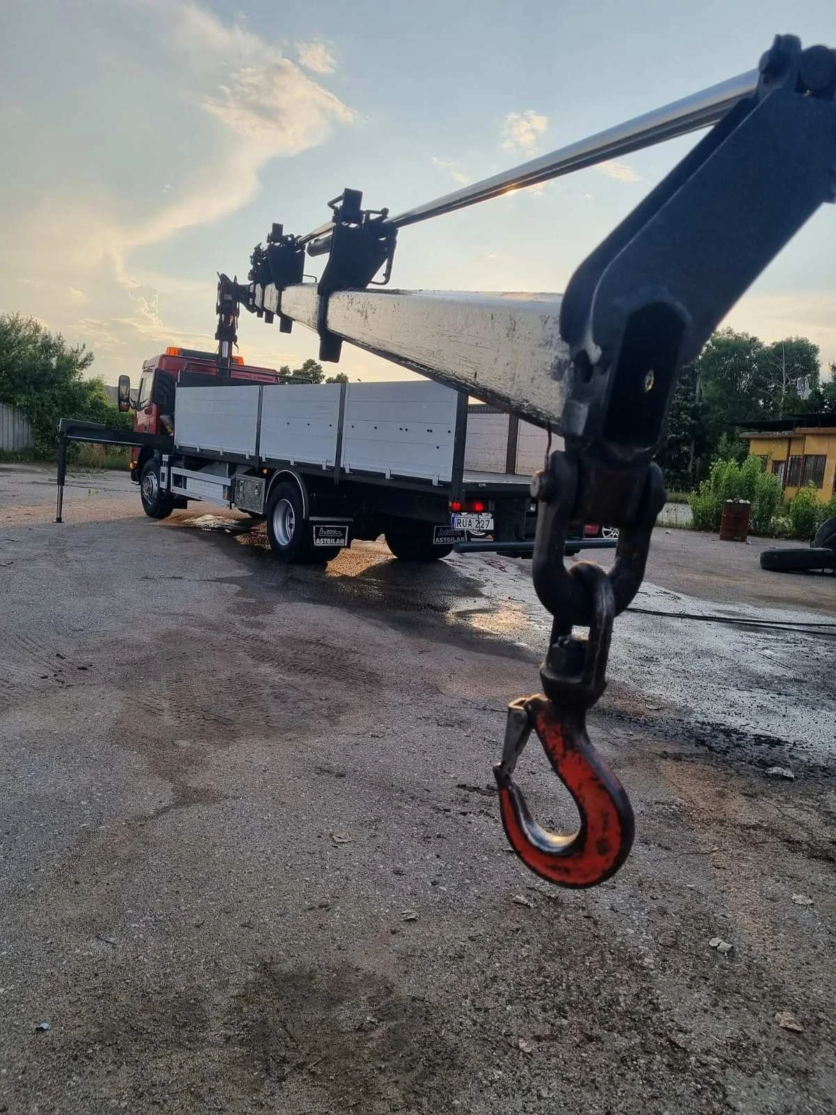 Volvo Fm 7 Кран 15м  - изображение 4