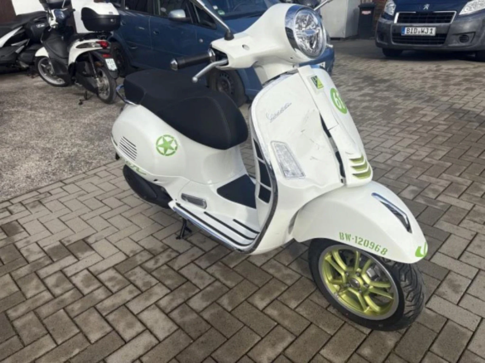 Vespa GTS Piaggio Vespa GTS 310 Super Tech - изображение 3