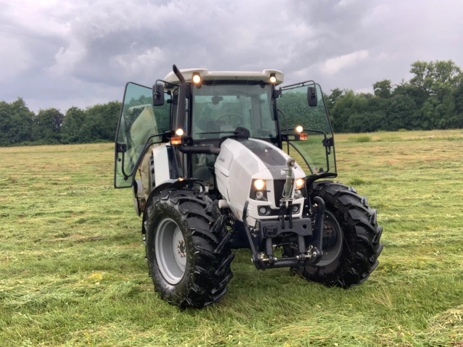 ������� Lamborghini Strike 115 | Mobile.bg � ����������� 1