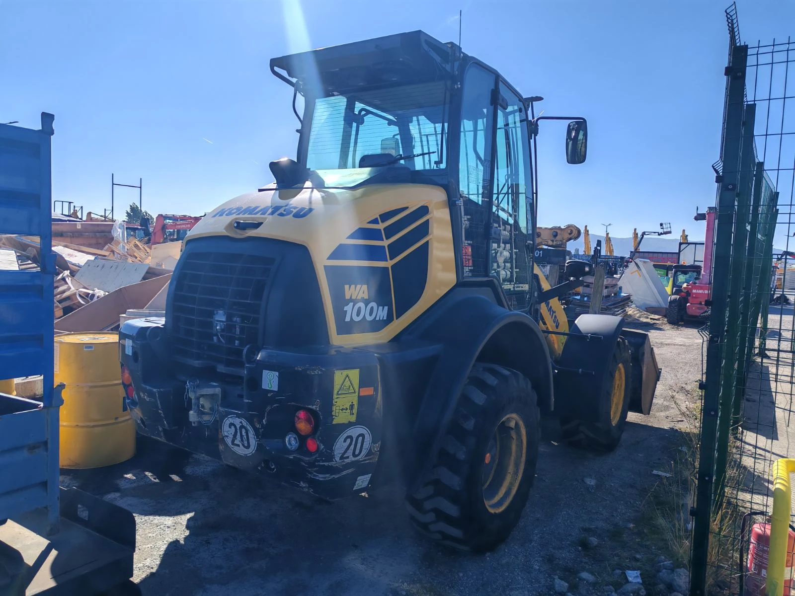 ����� ������� Komatsu WA100M-8 | Mobile.bg � ����������� 3