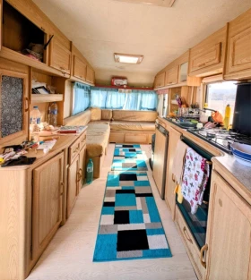 Каравана Други 2000 LX 502, снимка 9