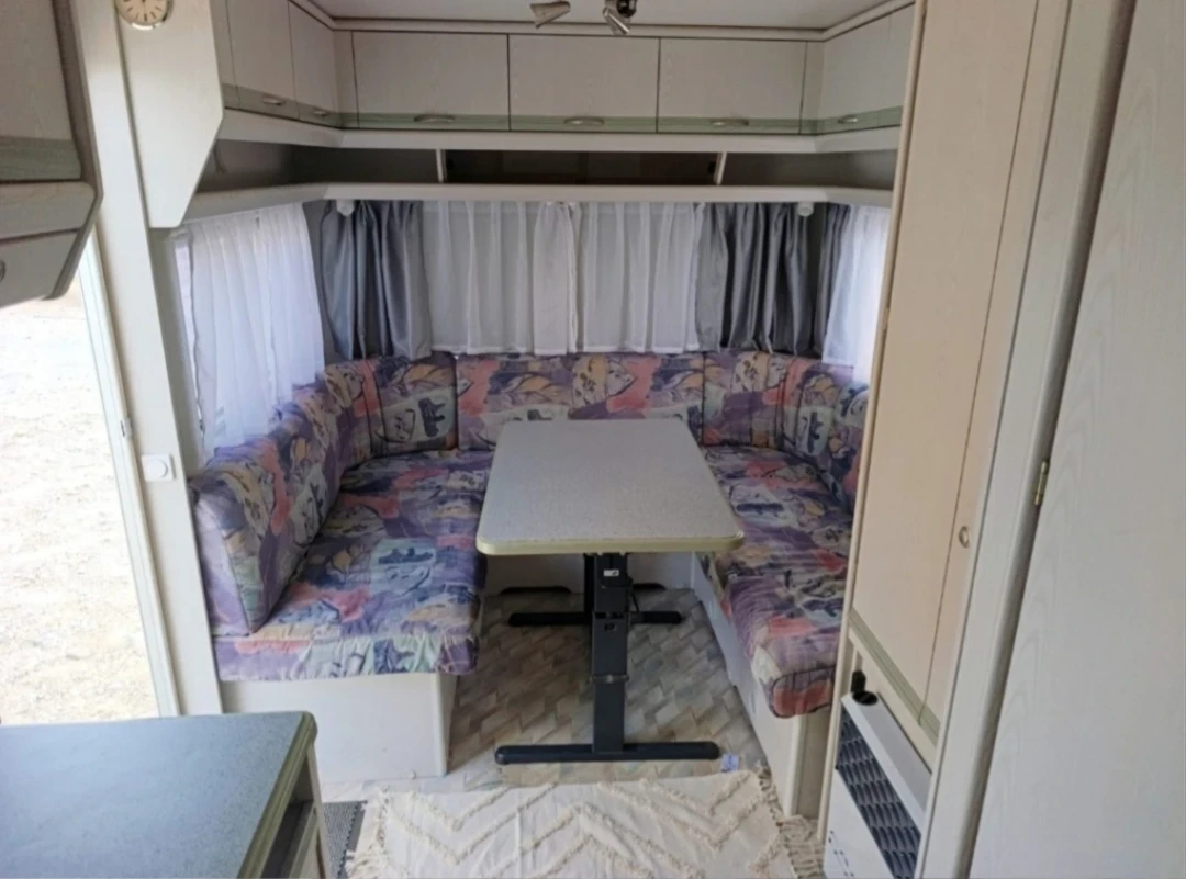 Каравана Knaus Sport, снимка 8 - Каравани и кемпери - 55598345