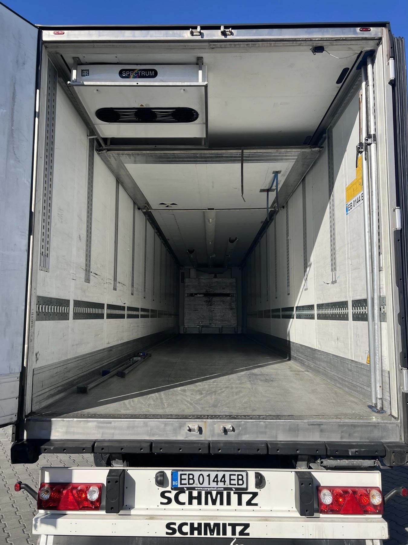 Полуремарке Schmitz Bi temp, снимка 3 - Ремаркета - 54120988