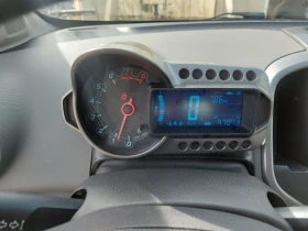 Chevrolet Aveo 1.2 седан, снимка 12