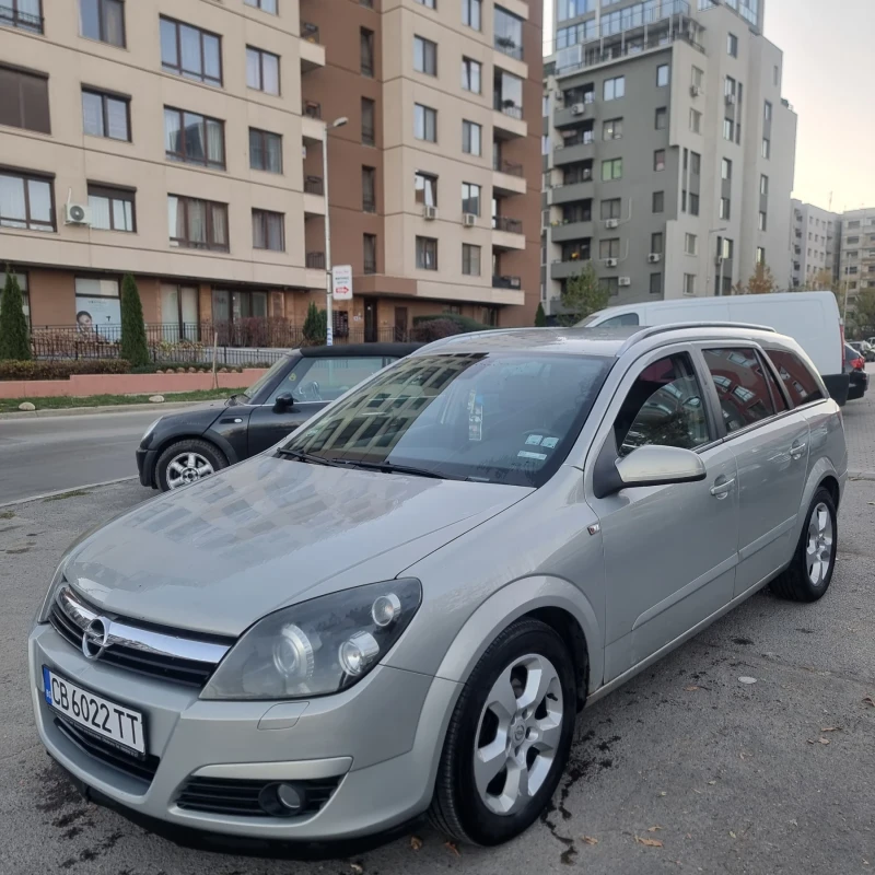 Opel Astra 1.9, снимка 2 - Автомобили и джипове - 47814378