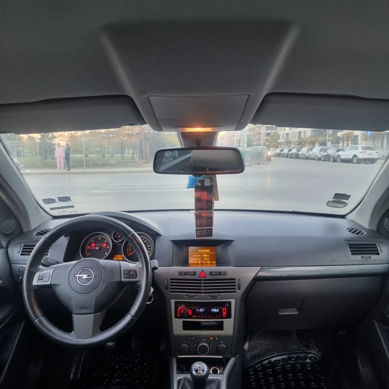 Opel Astra 1.9, снимка 7 - Автомобили и джипове - 47814378