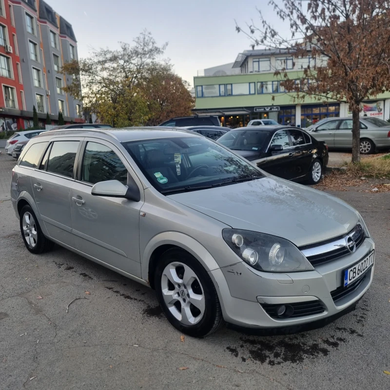 Opel Astra 1.9, снимка 4 - Автомобили и джипове - 47814378