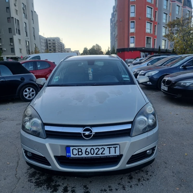 Opel Astra 1.9, снимка 1 - Автомобили и джипове - 47814378