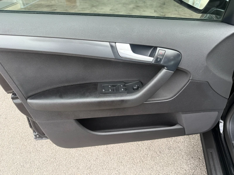 Audi A3 1.6i Facelift TOP TOP TOP, снимка 15 - Автомобили и джипове - 51838655