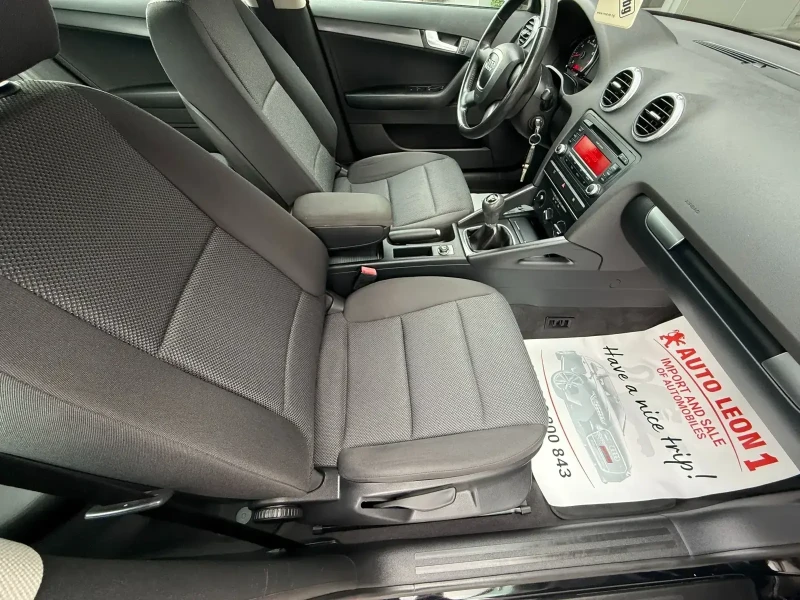 Audi A3 1.6i Facelift TOP TOP TOP, снимка 13 - Автомобили и джипове - 51838655