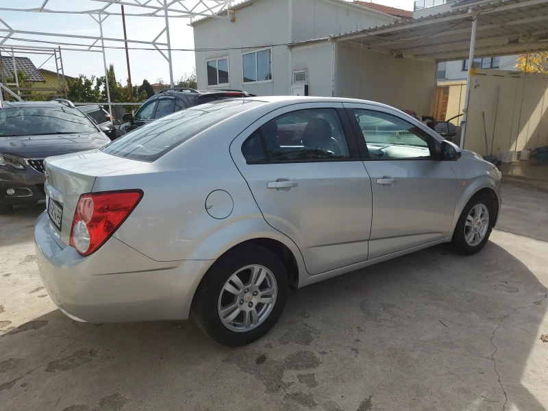Chevrolet Aveo 1.2 Коледна промоция, снимка 6 - Автомобили и джипове - 52133138