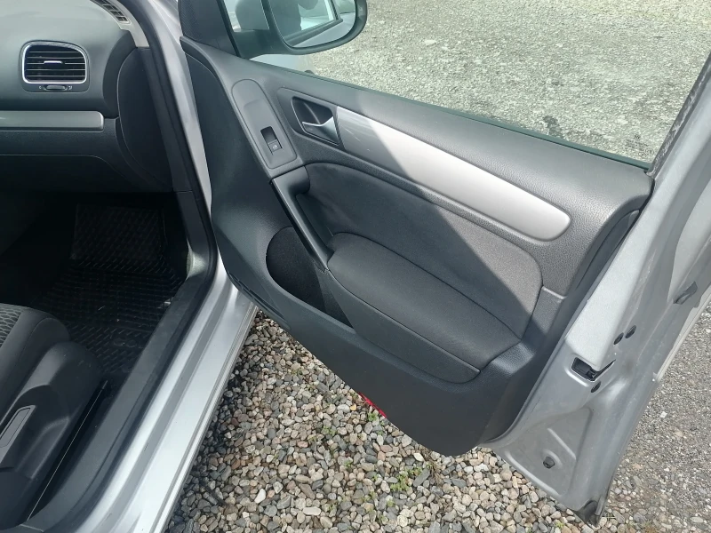 VW Golf Golf-6 2, 0TDI 110кс, снимка 8 - Автомобили и джипове - 52350276