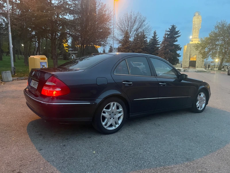 Mercedes-Benz E 320 Газ/Бензин BRC, снимка 5 - Автомобили и джипове - 52530555