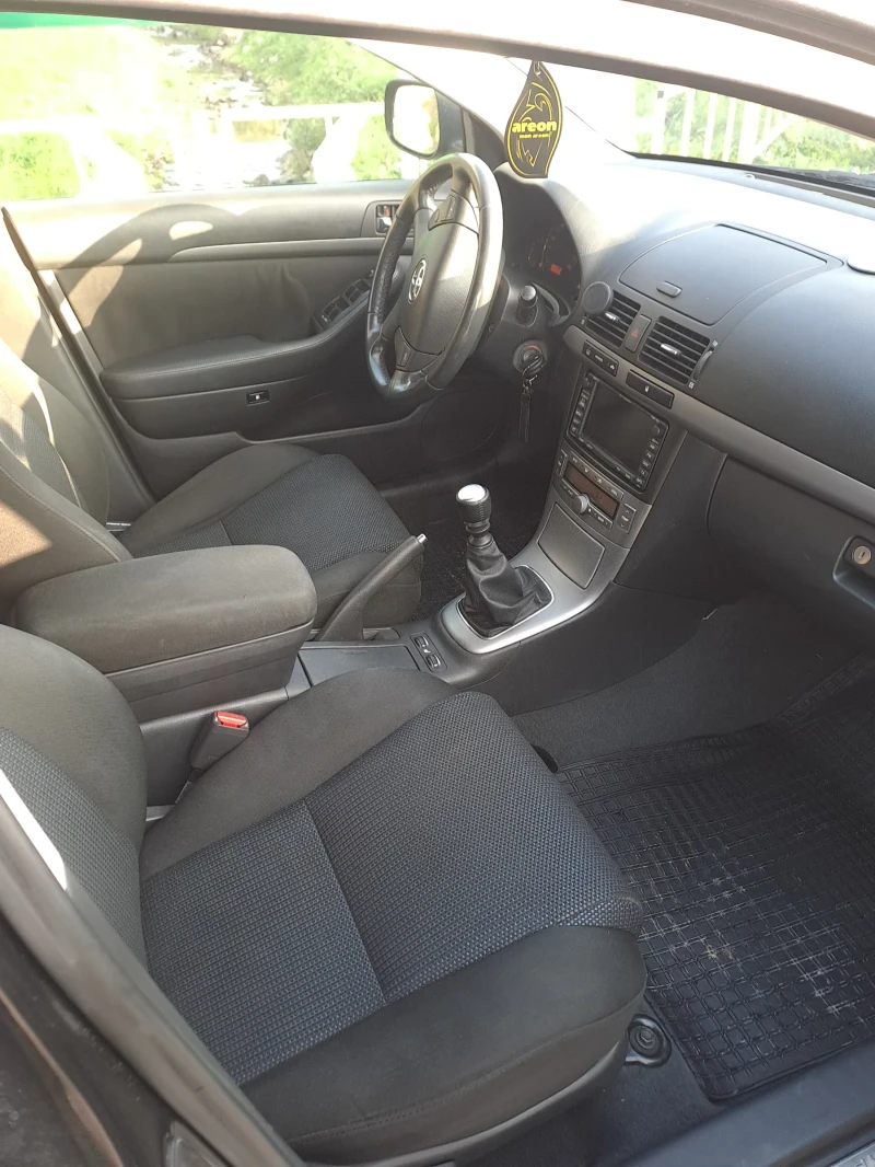 Toyota Avensis, снимка 7 - Автомобили и джипове - 53225436