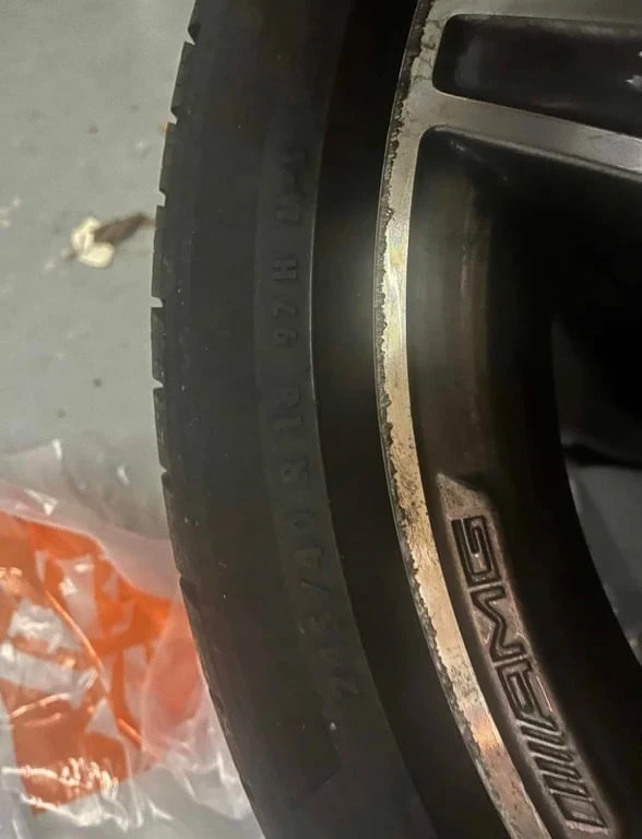 Mercedes-Benz C 300 * CARFAX * , снимка 12 - Автомобили и джипове - 53180945