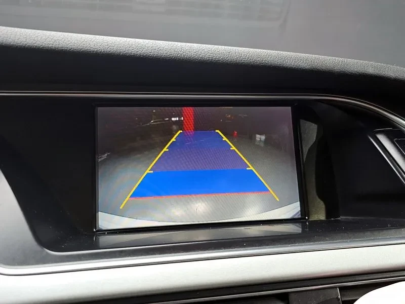 Audi A4 2.0 TDI, снимка 16 - Автомобили и джипове - 54143410